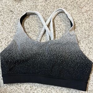 Lululemon sports bra